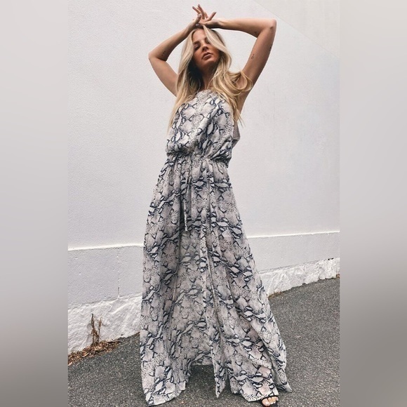 SNDYS Tahyna Animal Reptile Print Halter Maxi Dress - Picture 3 of 8